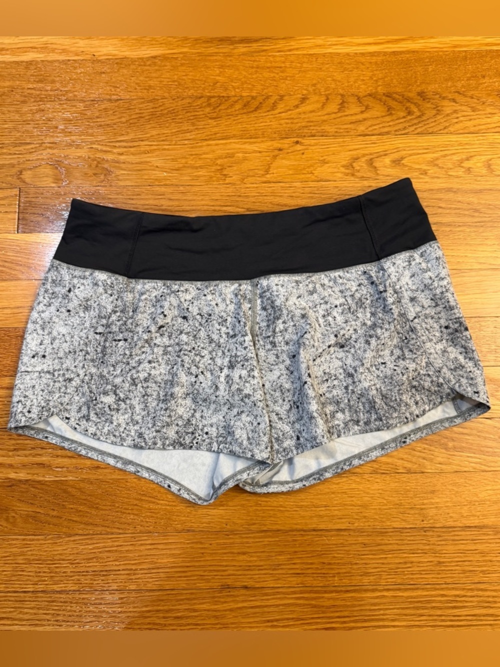 Lululemon Run Times Short II *4" Antiqued Starlight Black / Black - Size 8